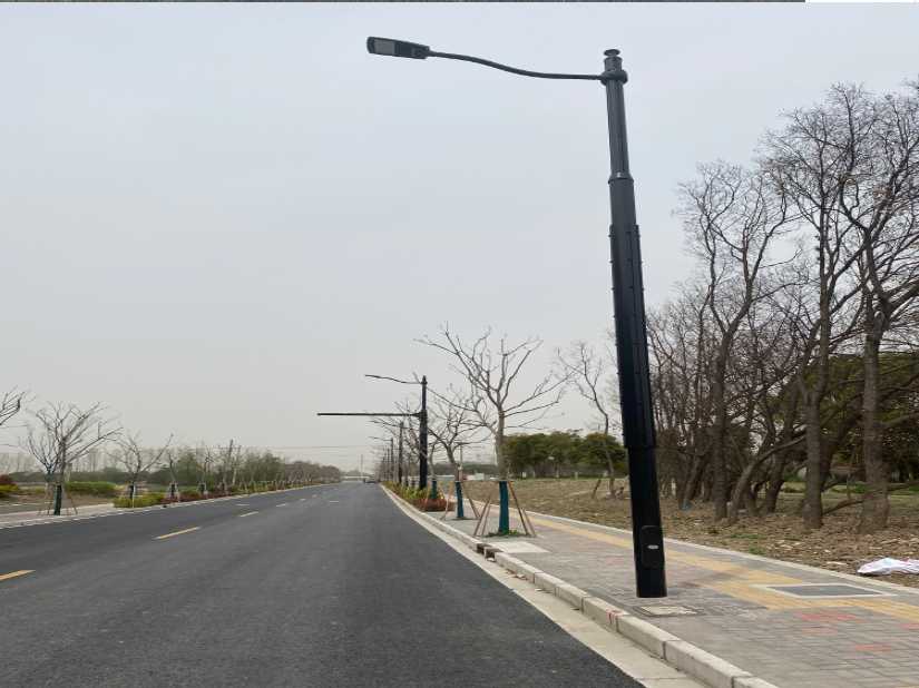万宁市上海综合杆 太阳能路灯工程